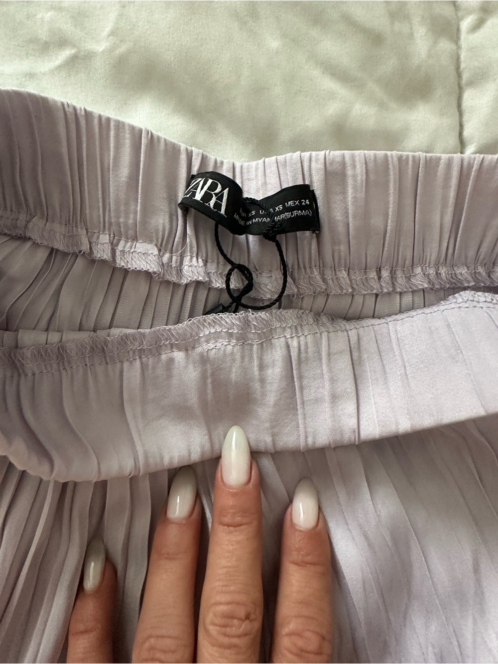 Zara Light Lilac Pleated Wide-Leg Pants
